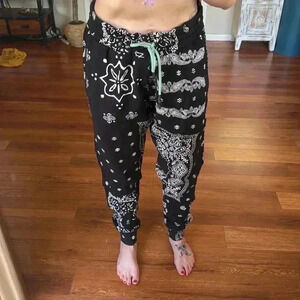 Eleven Paris joggers